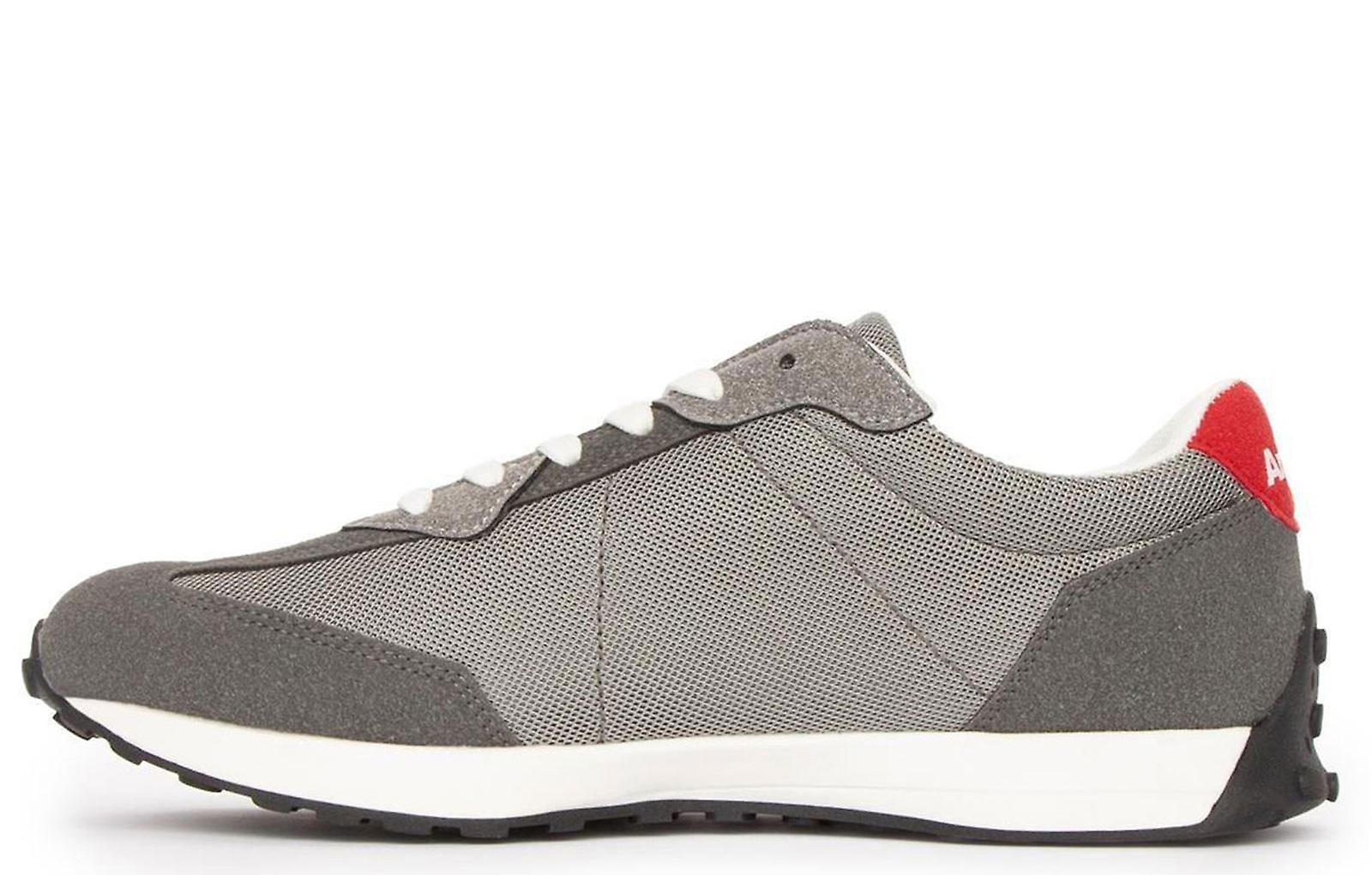 Archive Track Grey / Red