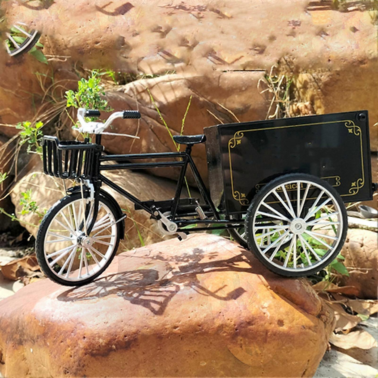 Lifelike Alloy Tricycle Model