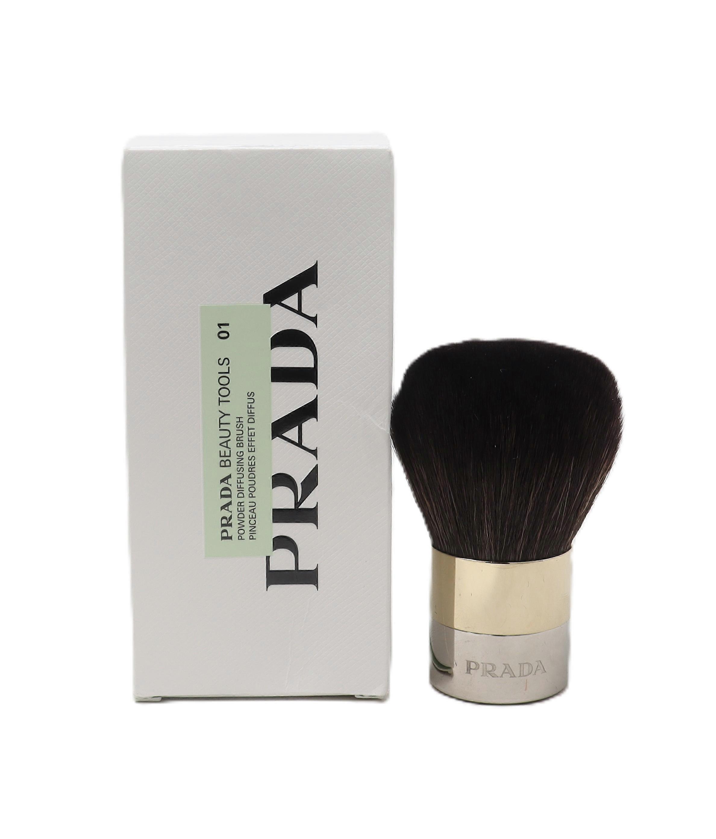 Prada Beauty Tools Powder Diffusing Makeup Brush    /