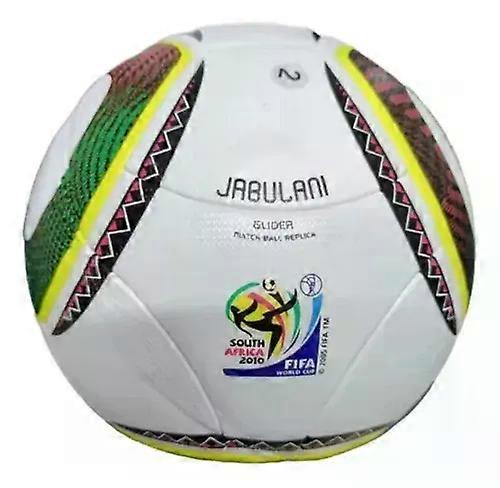 كأس العالم لكرة القدم 2010 جنوب إفريقيا ، كرة القدم رقم 5