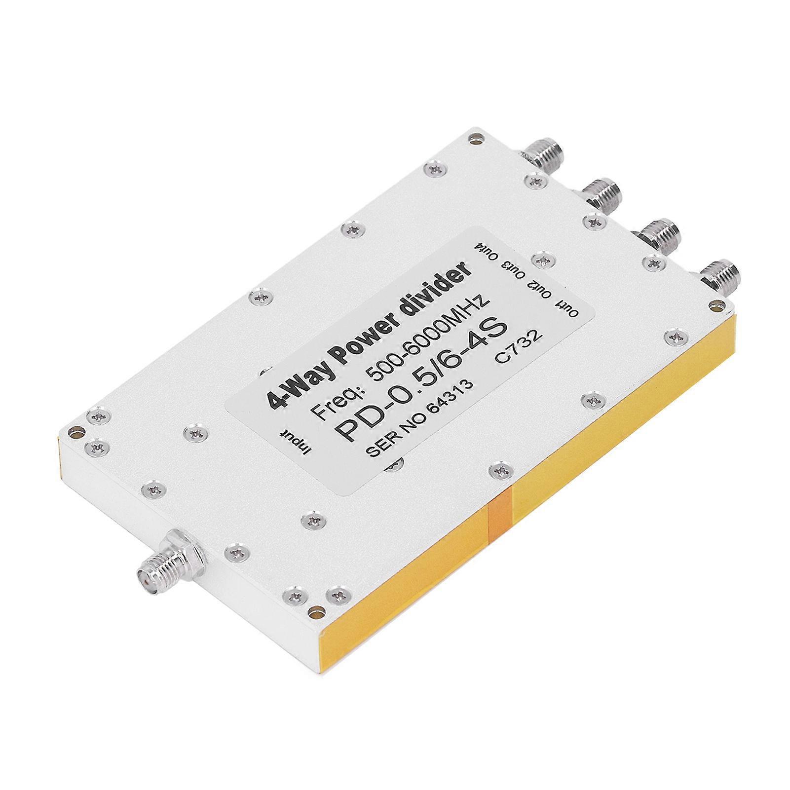 4 Way SMA Power Divider 500 To 6000MHz Small Insertion Loss High Gain SMA Microstrip Power Splitter