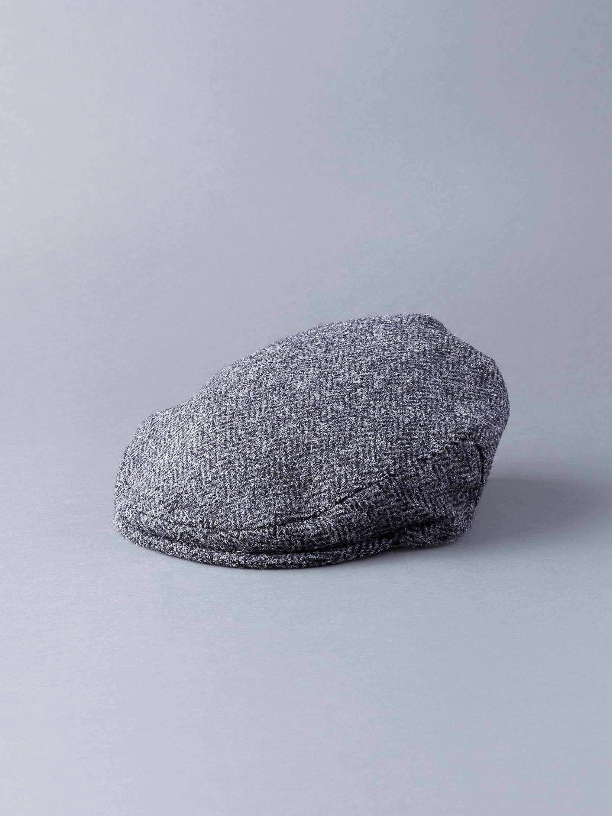 Men's Harris Tweed Flat Cap in Black