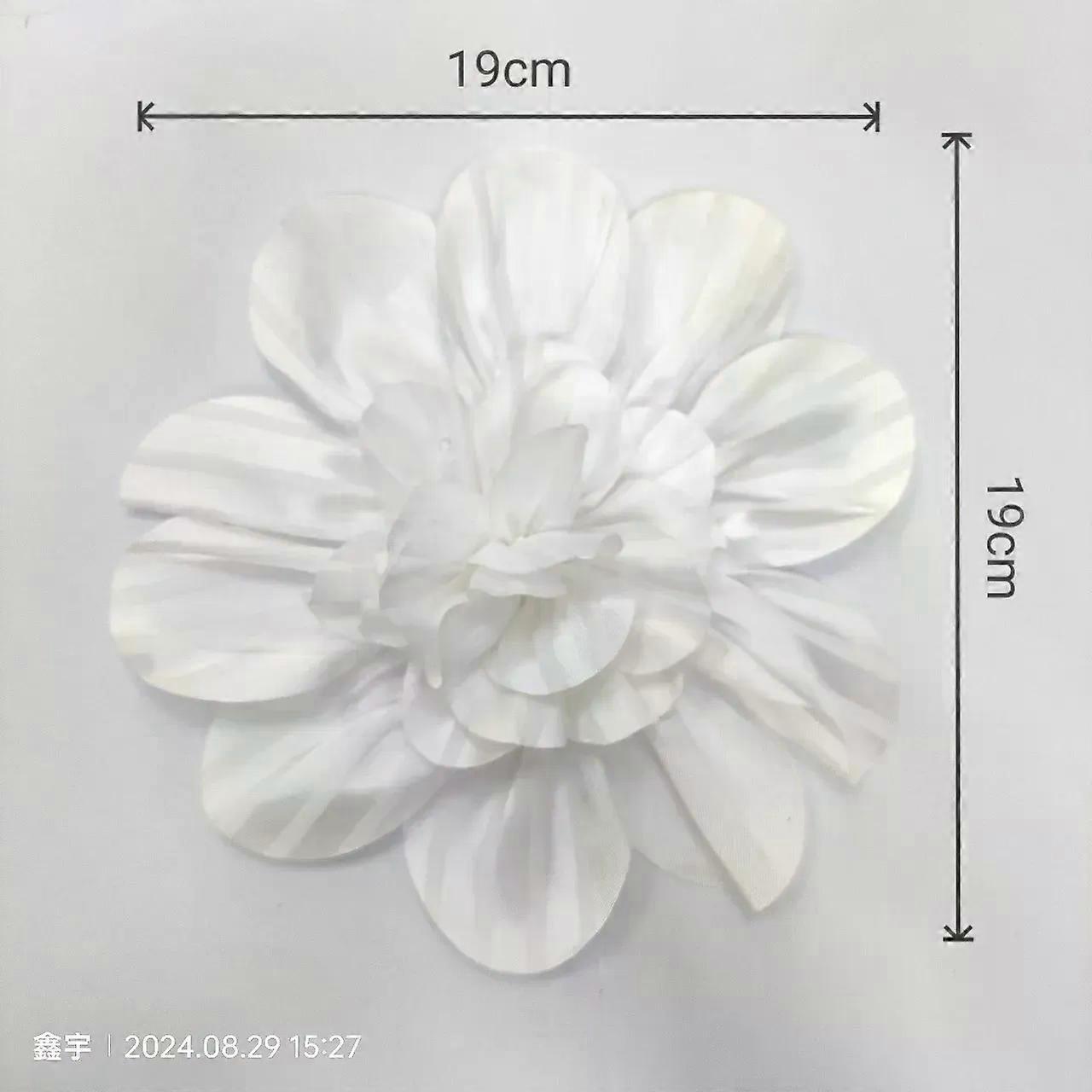 19CM New Minimalist Tricolor Fabric Flower Brooch for Women Luxurious and Elegant Pins Suit Clothing Lapel Dress Corsage