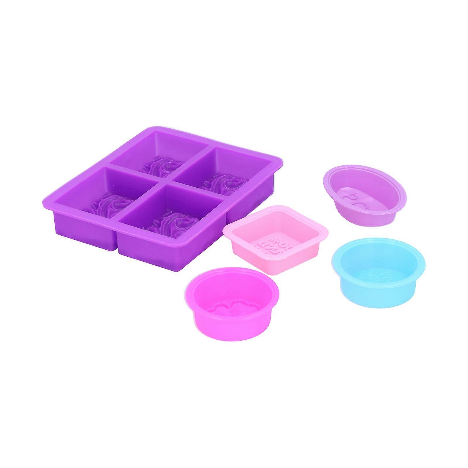 Home & Garden > Kitchen & Dining > Cookware & Bakeware > Bakeware > Cake Pans & Molds