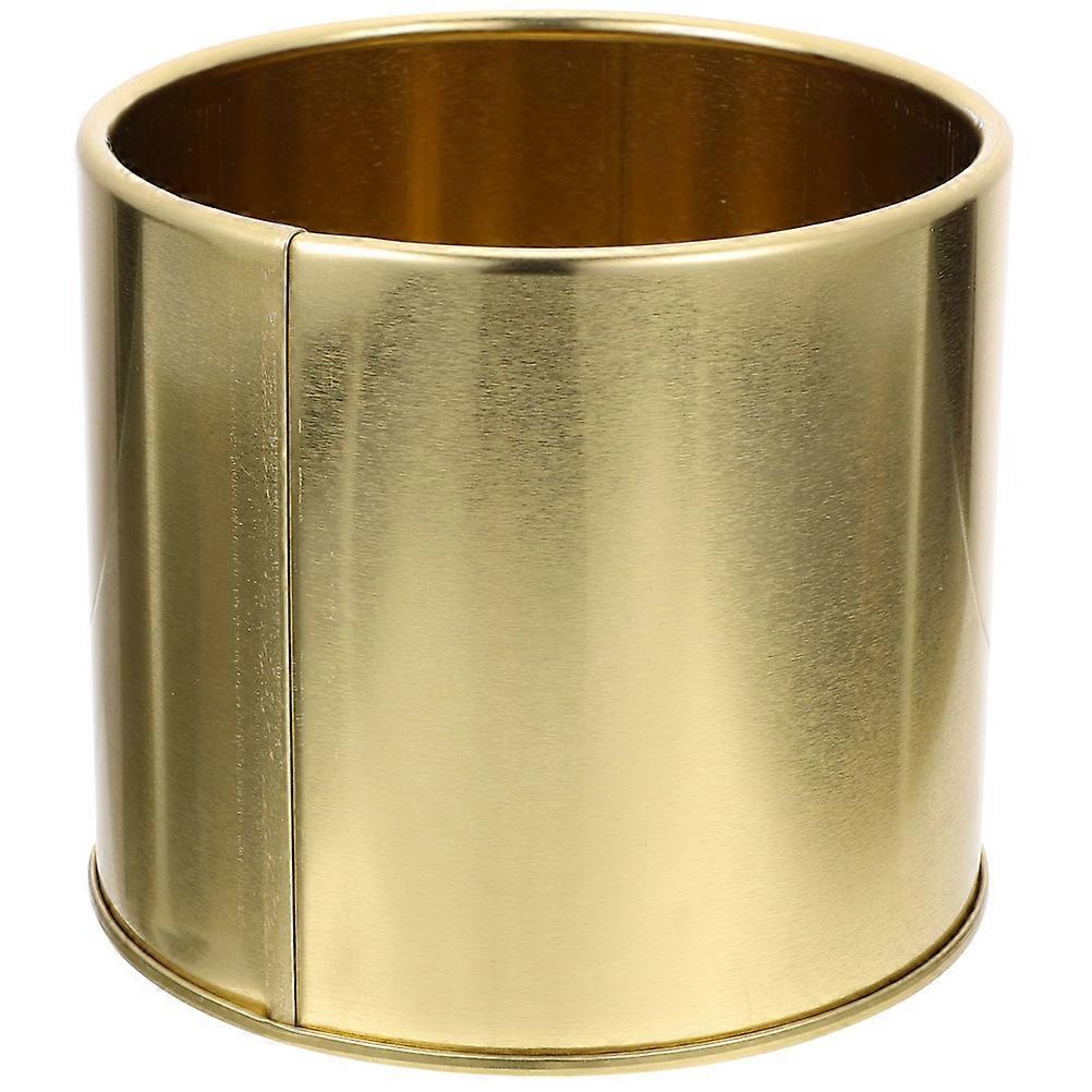 Versatile Metal Planter, Combines Functionality with Aesthetic Appeal