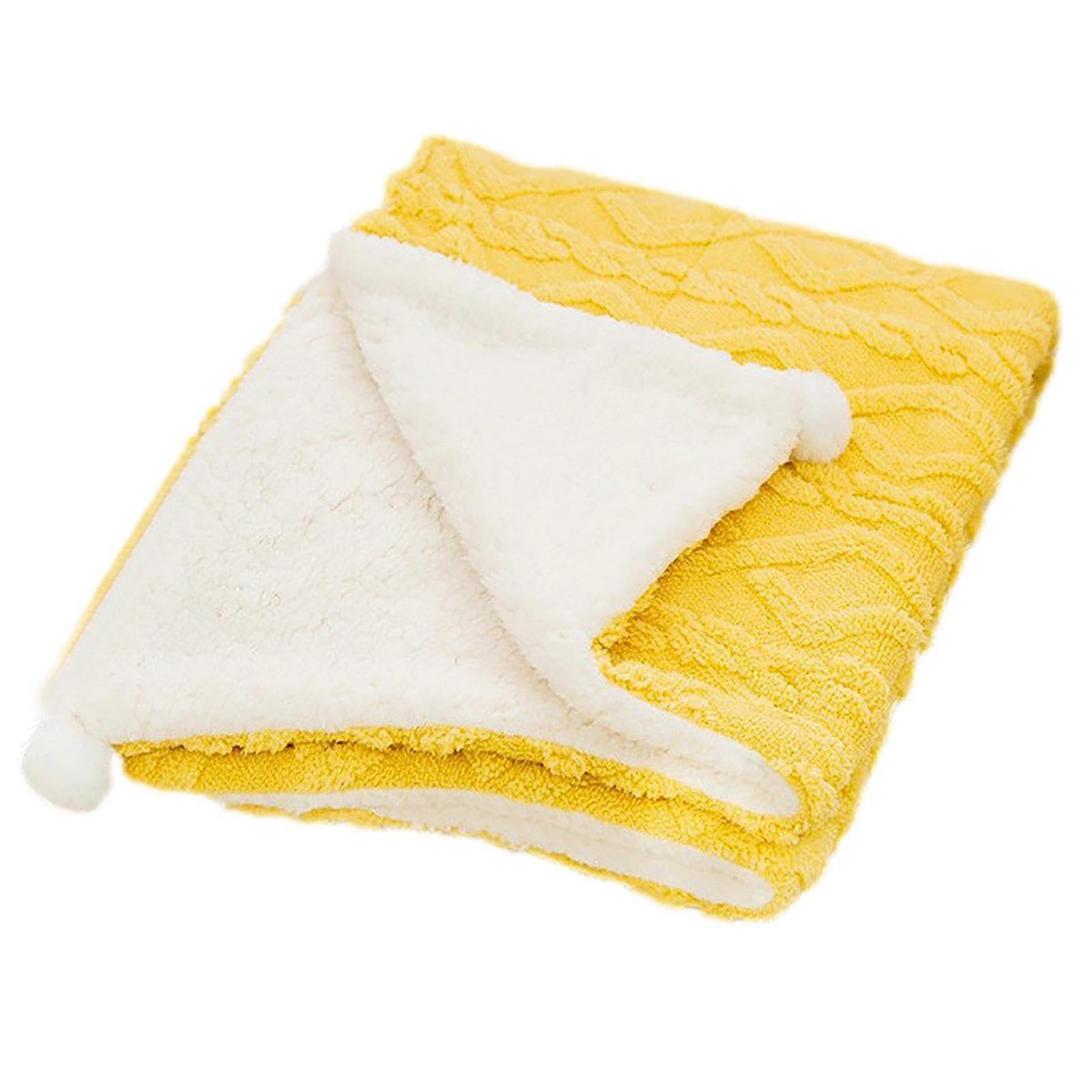 Soft pet blanket – soft flannel throw, plush dog blanket, fluffy pattern, doublelayered