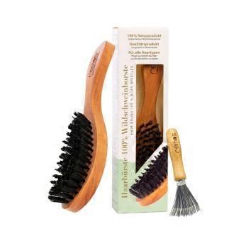 Escova de cabelo feita com 100% de cerdas de javali e cabo de madeira de pereira.