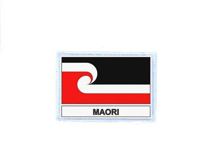 Locking patch badge prints Maori flag