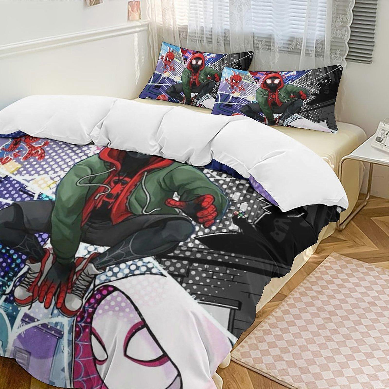 v200 Spider-Man 3-delat set med två enkelsängar - Inkluderar 1 enkeltäcke och 2 örngott Sängkläder - Blekningsbeständig mikrofiber - Spider io200