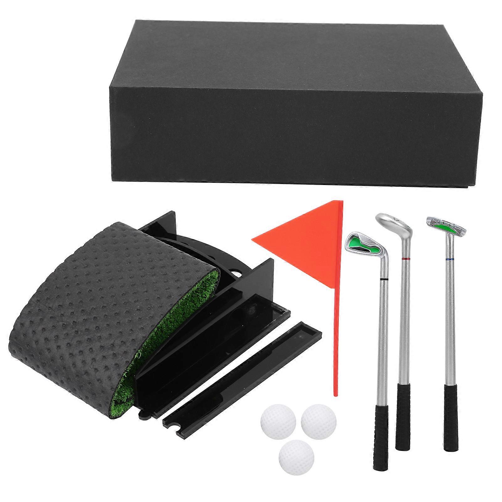 Desktop Mini Golf Game Practice Set 3pcs Ballpoint Pen Putters With Golf Putting Mat