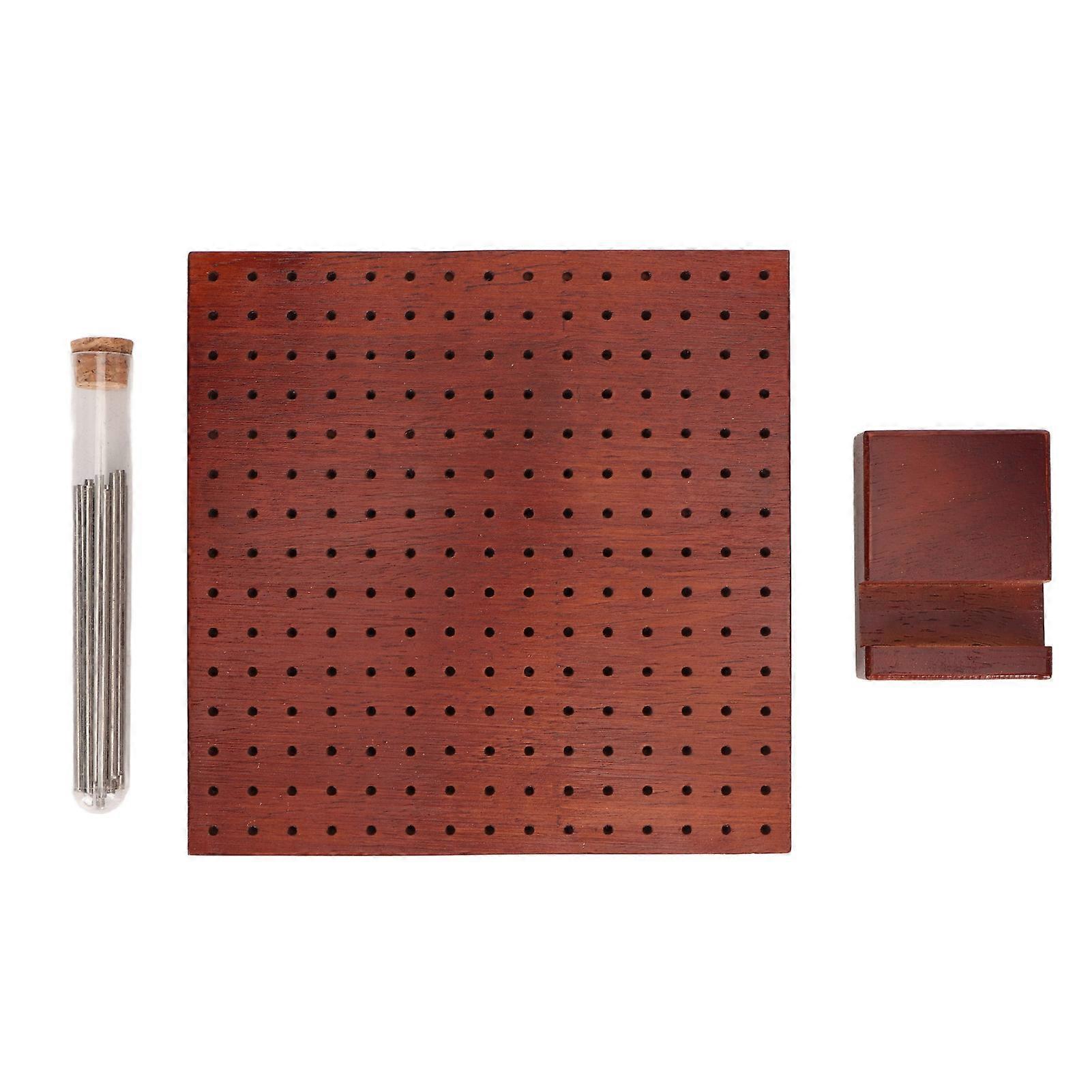 かぎ針編みのブロッキングボードかぎ針編みのおばあちゃんの正方形19.5x19.5cmを編むための木製の手作りの編み物ブロッキングマット