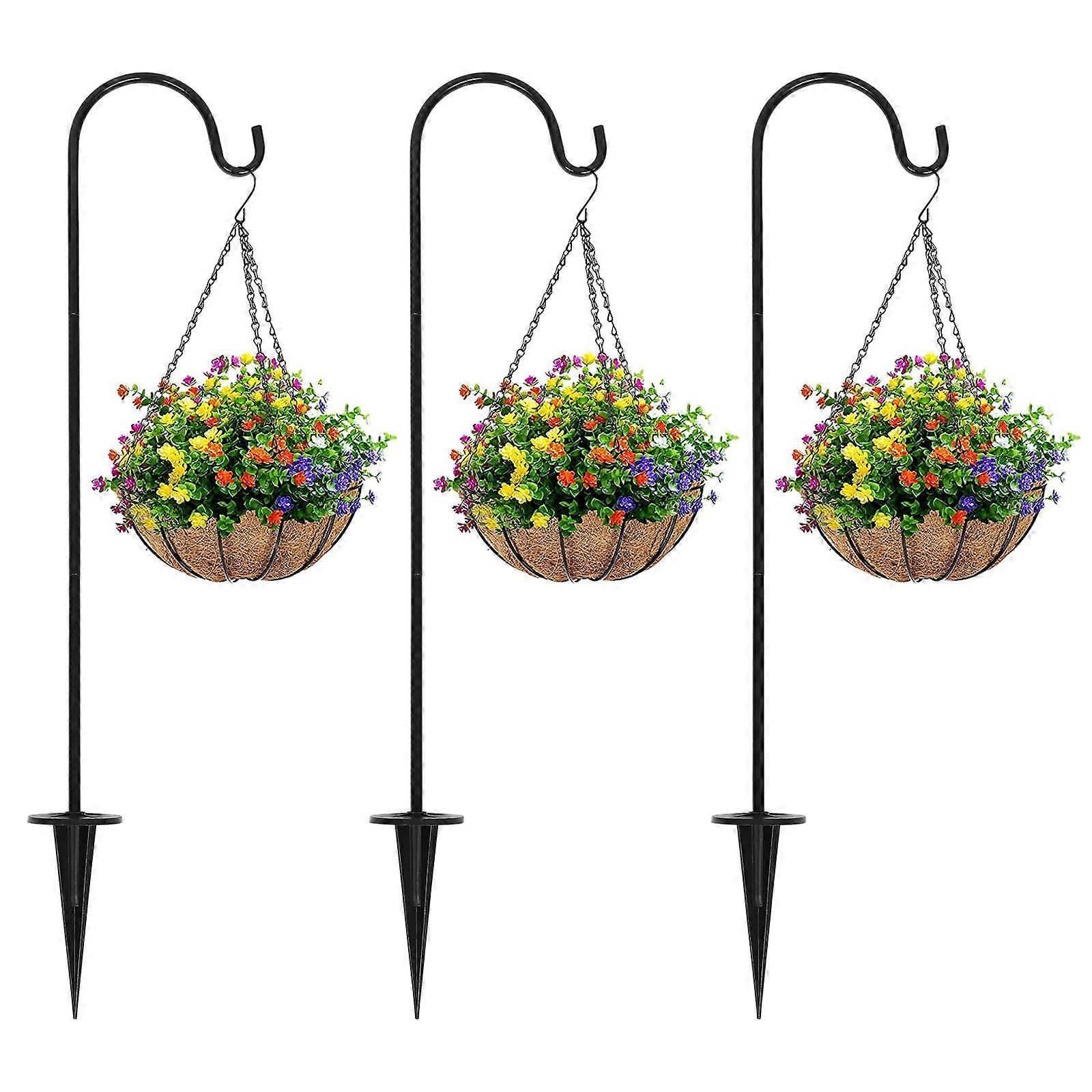 Outdoor Shepherd Hook for Planters and Decorations Made of Durable Iron 3 Pieces