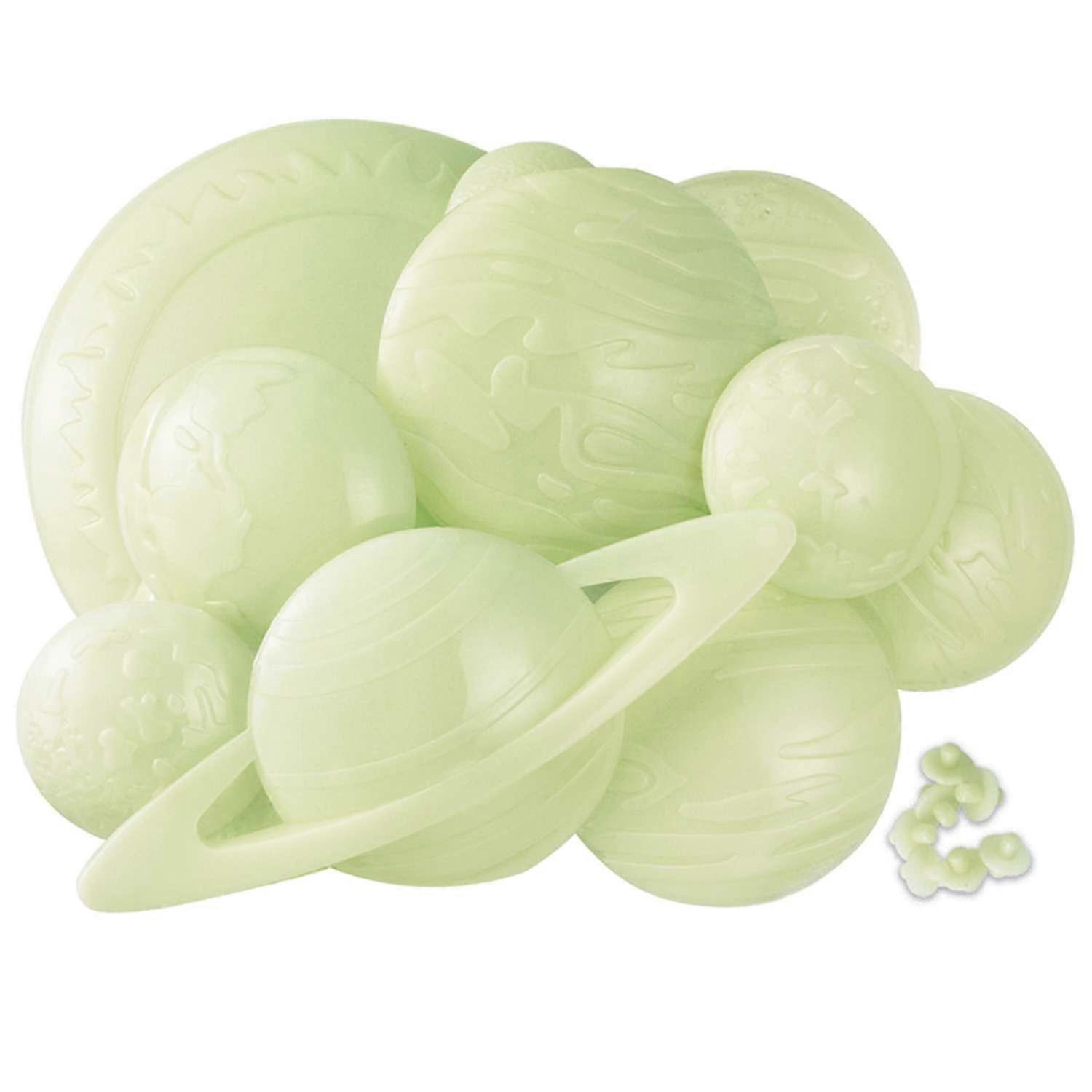 4M Glow-In-The-Dark 3D Solar System