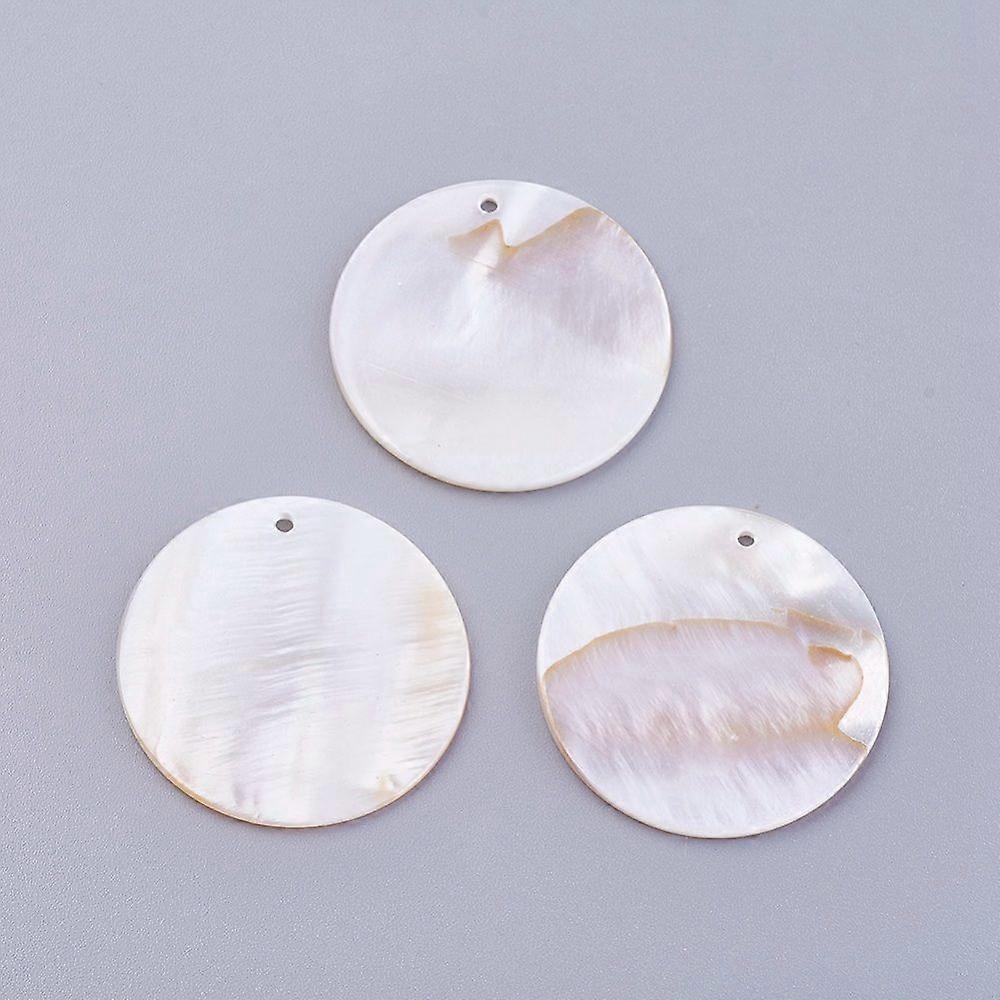 Shell Pendants Undyed Flat Round 30x1~2mm Hole: 1.4mm