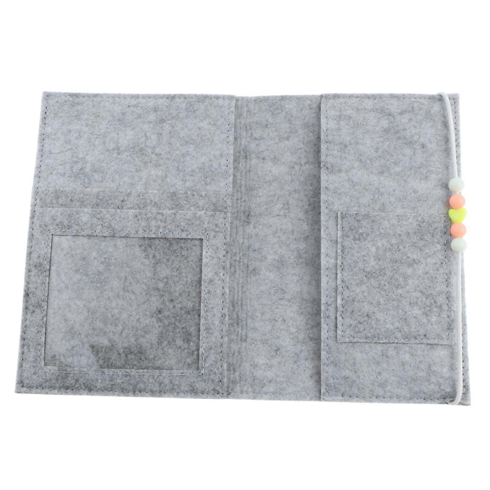 1 Passhlle aus Filz, hellgrau