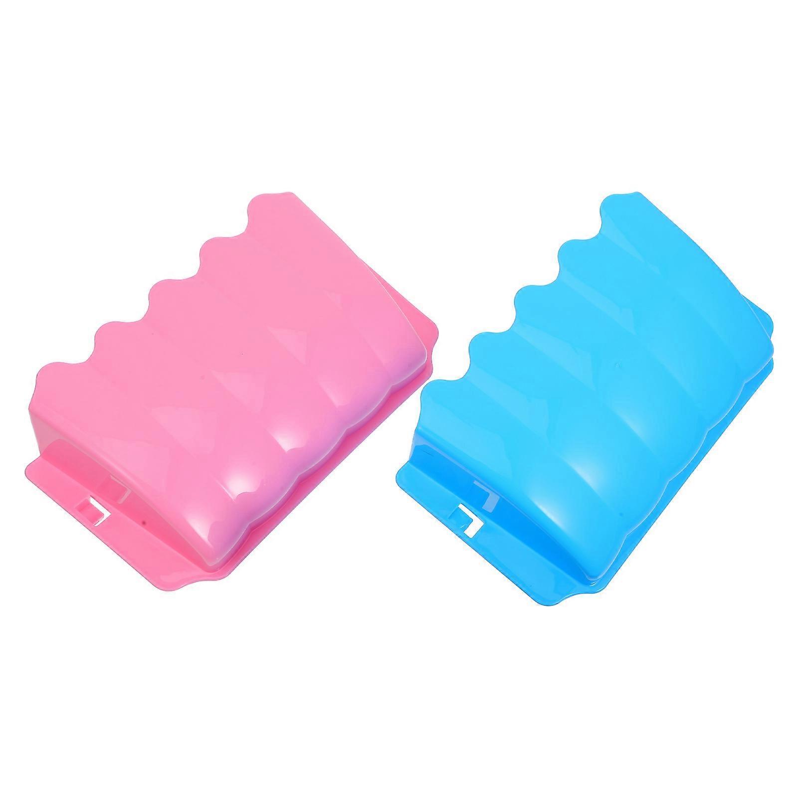 Small Animal External Grass Frames for Feeding 2Pcs Plastic Rabbit Hanging Feeders