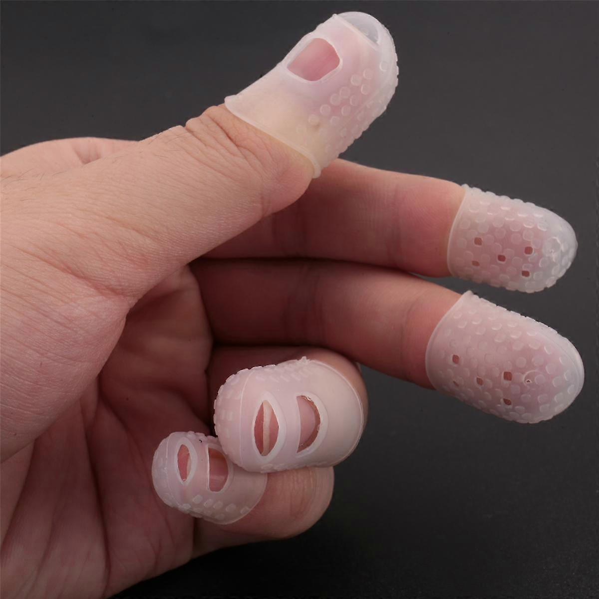 Gitaarkit bevat 8 stuks gitaarduim- en vingerplectrums (metaal en blauw celluloid), 5 stuks cle