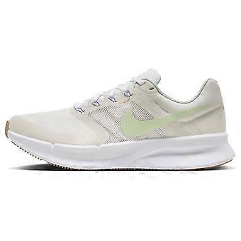 Nike Run Swift 3 Låga Löparskor Dam Beige HJ3493-131