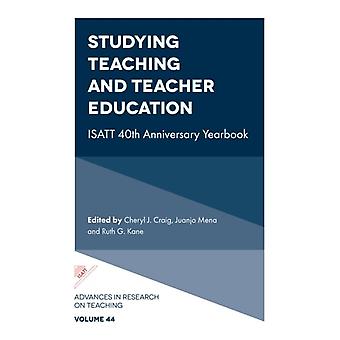 Studying Teaching And Teacher Education Hardback Book