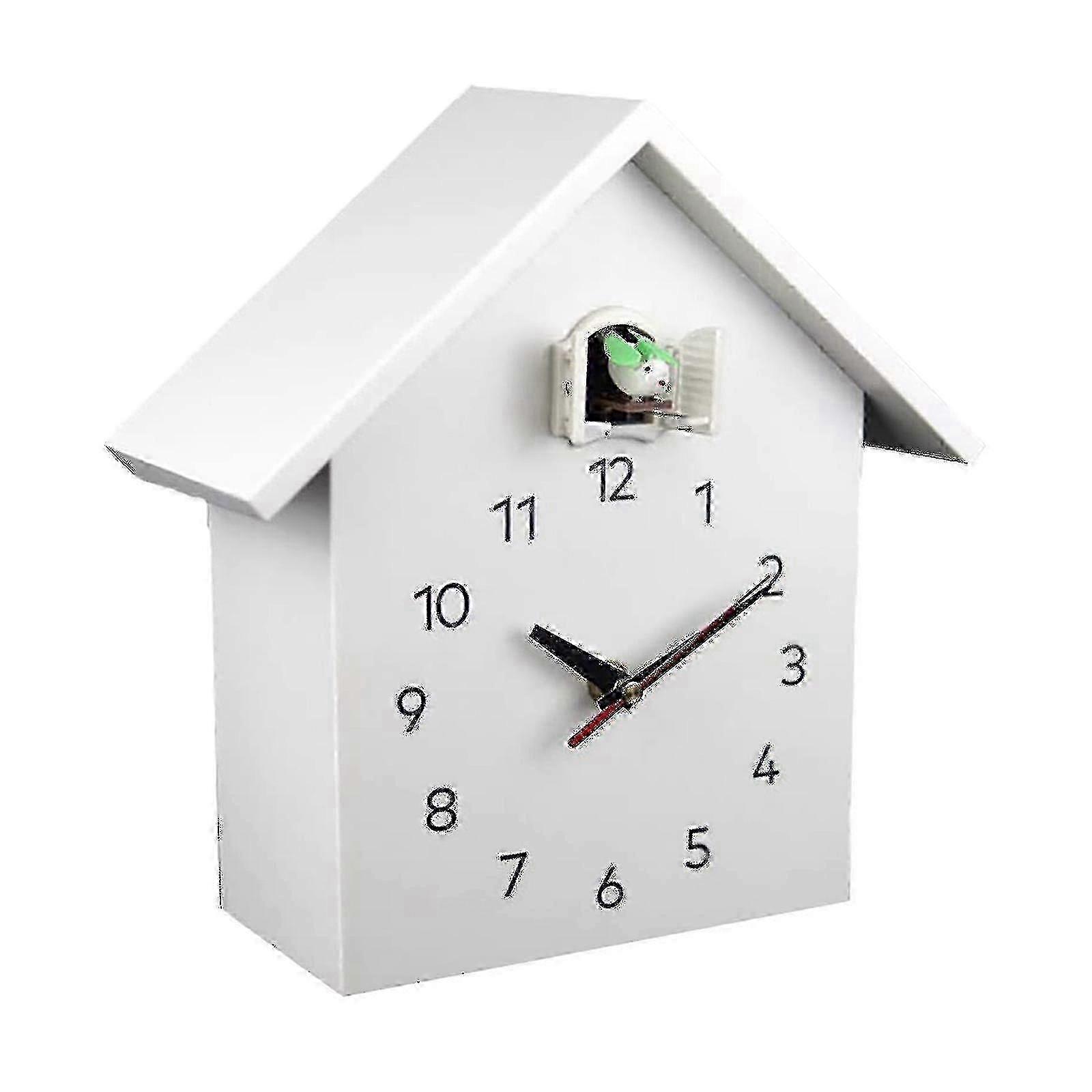 Weiße Kuckucksuhr mit Weckfunktion, 27cm hoch und schlichtes Design