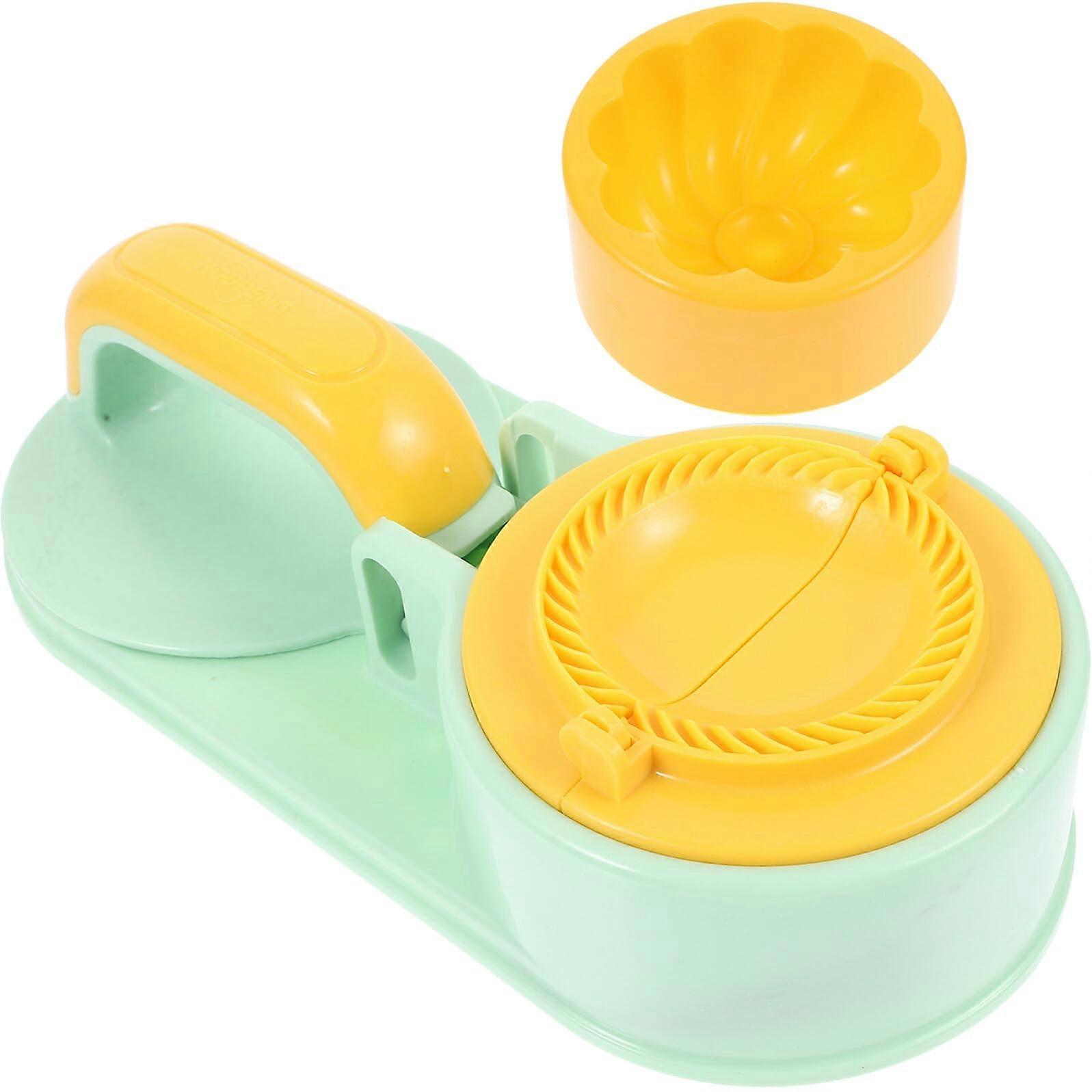 Dumpling Maker with NonSlip Handle, Quick Sealing Plastic Press Mold for Home Kitchen Use