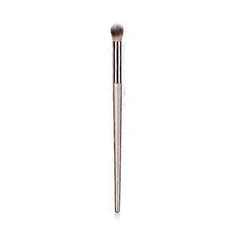 Abgeschrägter Gesichts-Make-up-Pinsel mit dichten, weichen Synthetikfasern zum Verblenden von Puder und Creme.