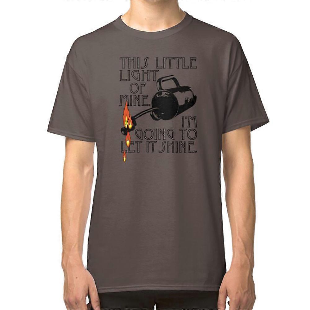 هذا التي شيرت خفيف قليلا