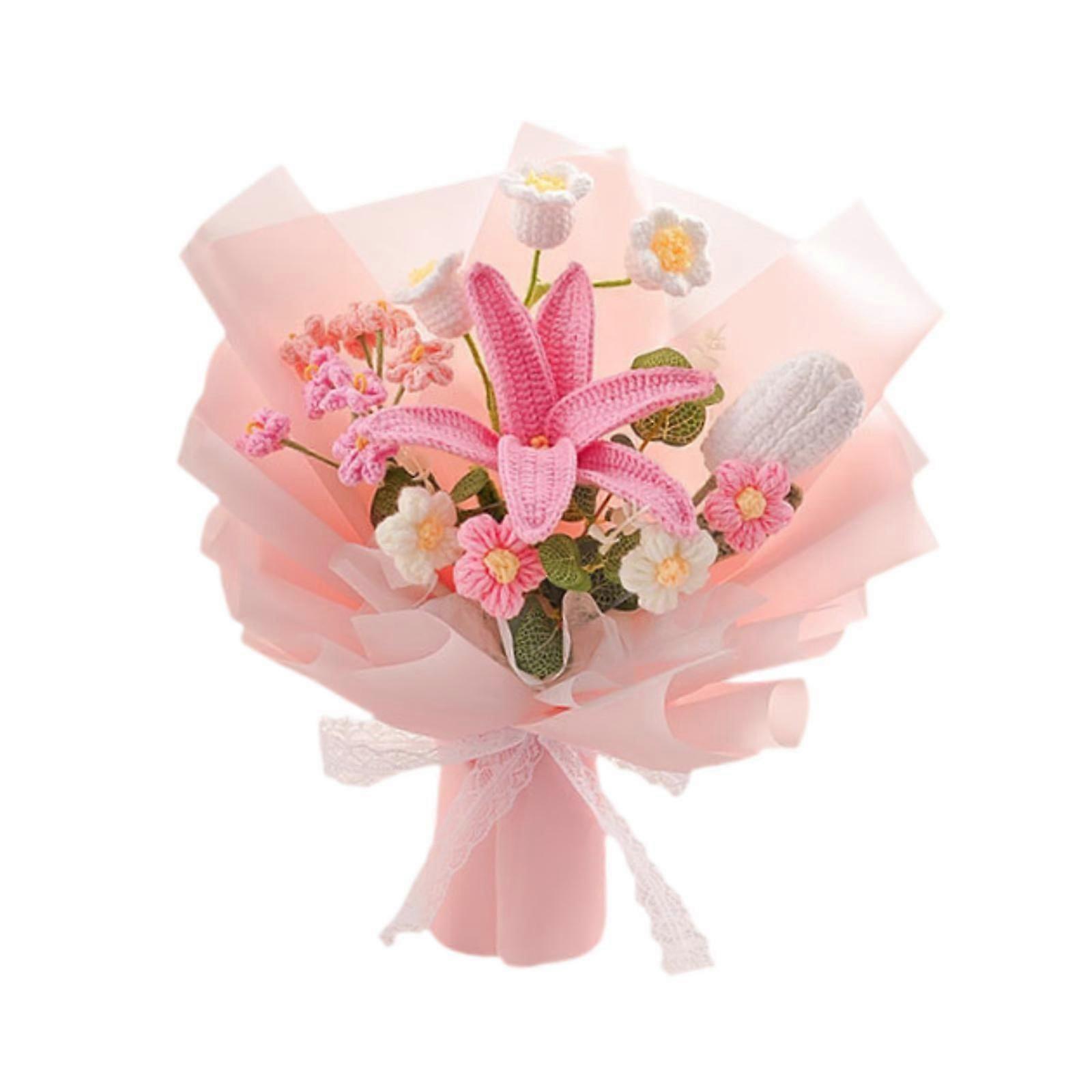 Tamamlanan Tığ İşi Çiçek Buketi Zambak Sahte Çiçek Festivali El Yapımı Örme Pembe