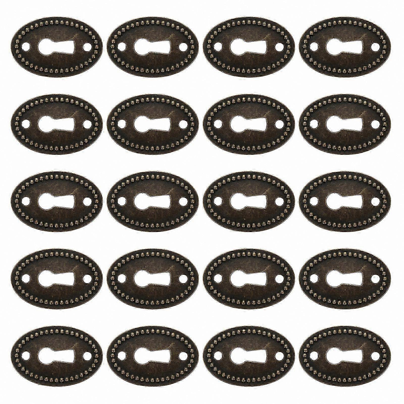 Vintage Round Pocket Watch Set with Dice and Chain for Gamers and Fashion Enthusiasts