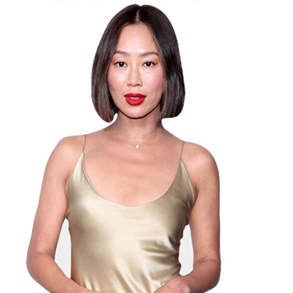 Aimee Song (lång klänning) halvkropp kompis utskärning