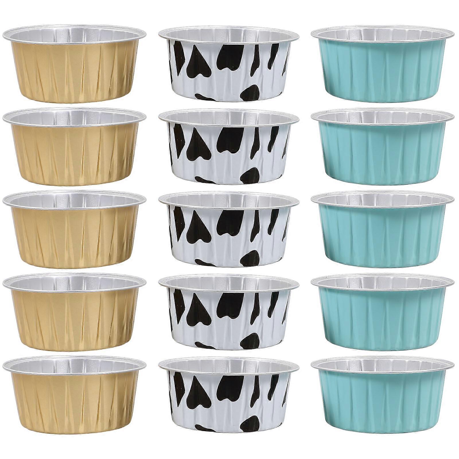 It sounds like you're referring to a product listing or description for **aluminum foil baking molds**—specifically, 15 pieces in cow colors,