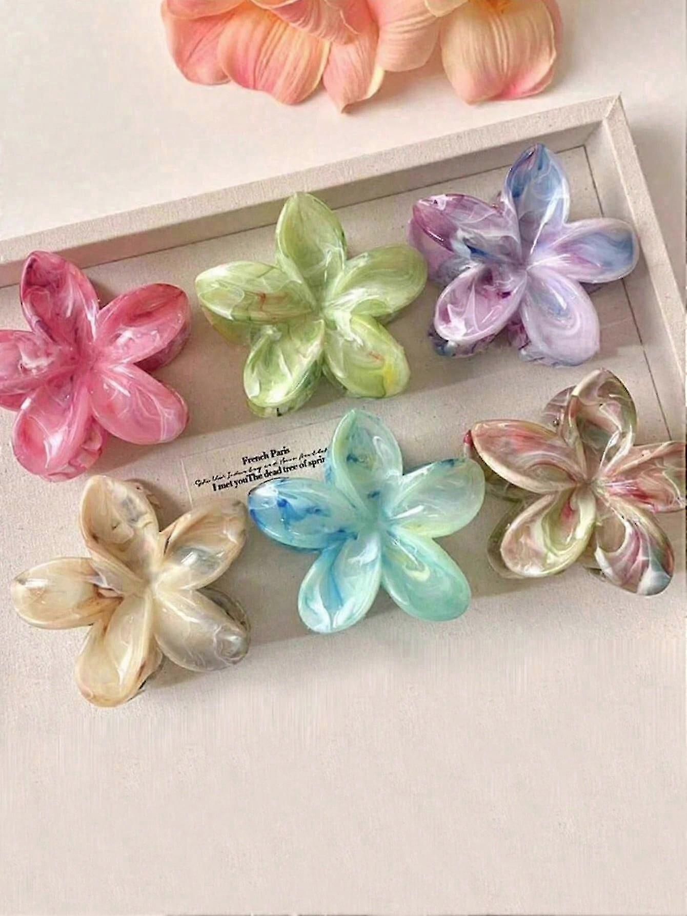 Egg Flower Gradient Shark Clip