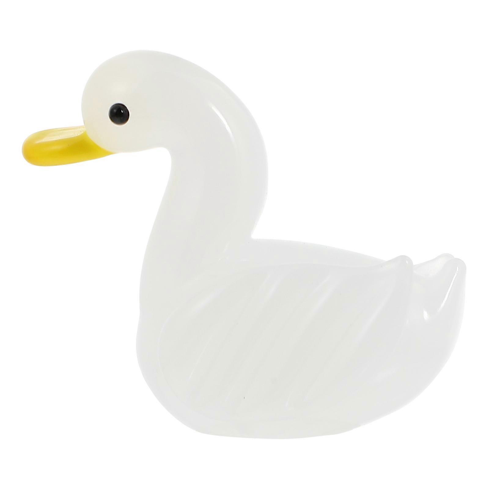 Cute Goose Sculpture, Simple yet Sophisticated
