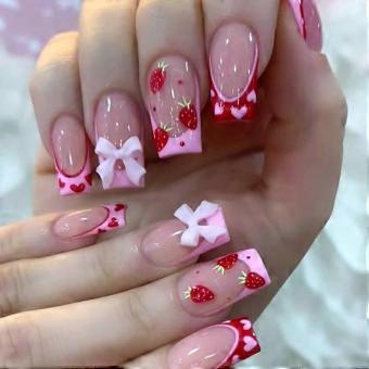 Strawberry Heart French Tip Press Ons
