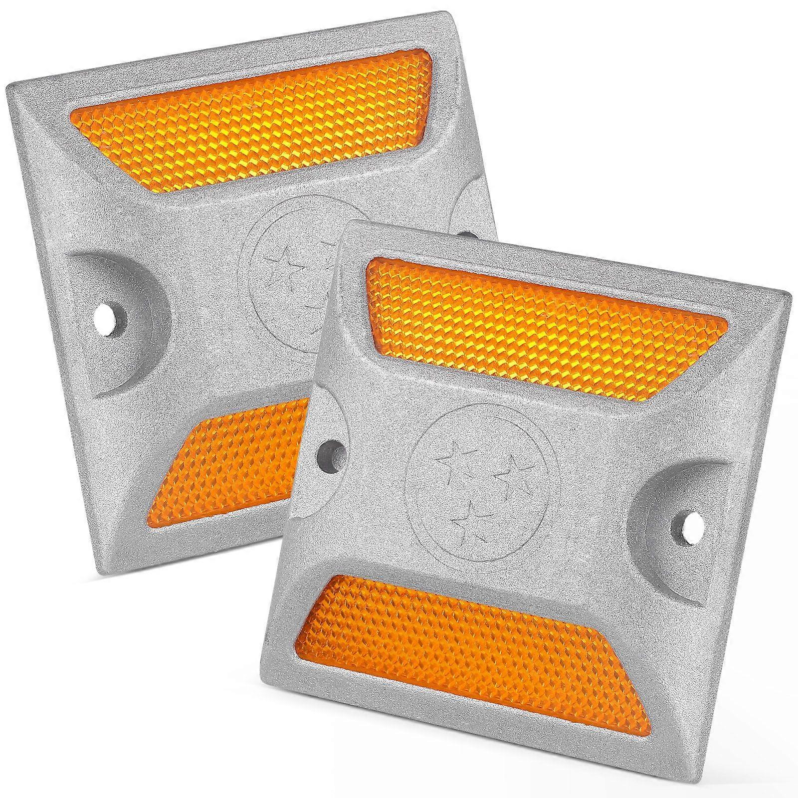 2pcs Reflective Road Pavement Marker Driveway Marker Reflectors (Random Style)