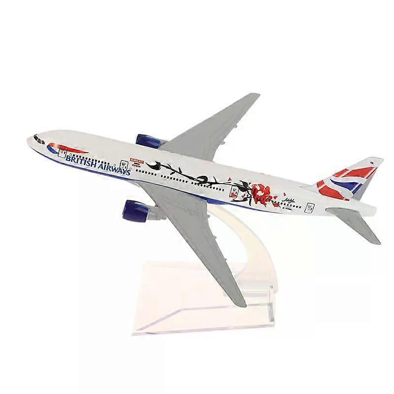 16CM British Plum Blossom 777 Airliner Alloy Airplane Model Scale 1:400 Metal Airplane Diecast Aircraft Toy For Boys
