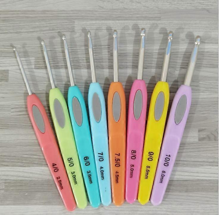 Crochet Hooks Set, Ergonomic Grip Aluminum Needle
