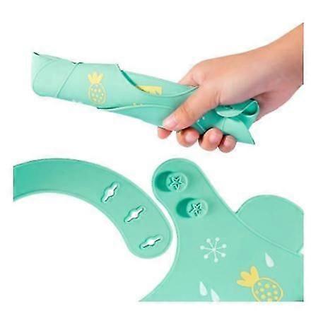 Waterproof silicone bib can be wiped easily for babies, perfect for travel