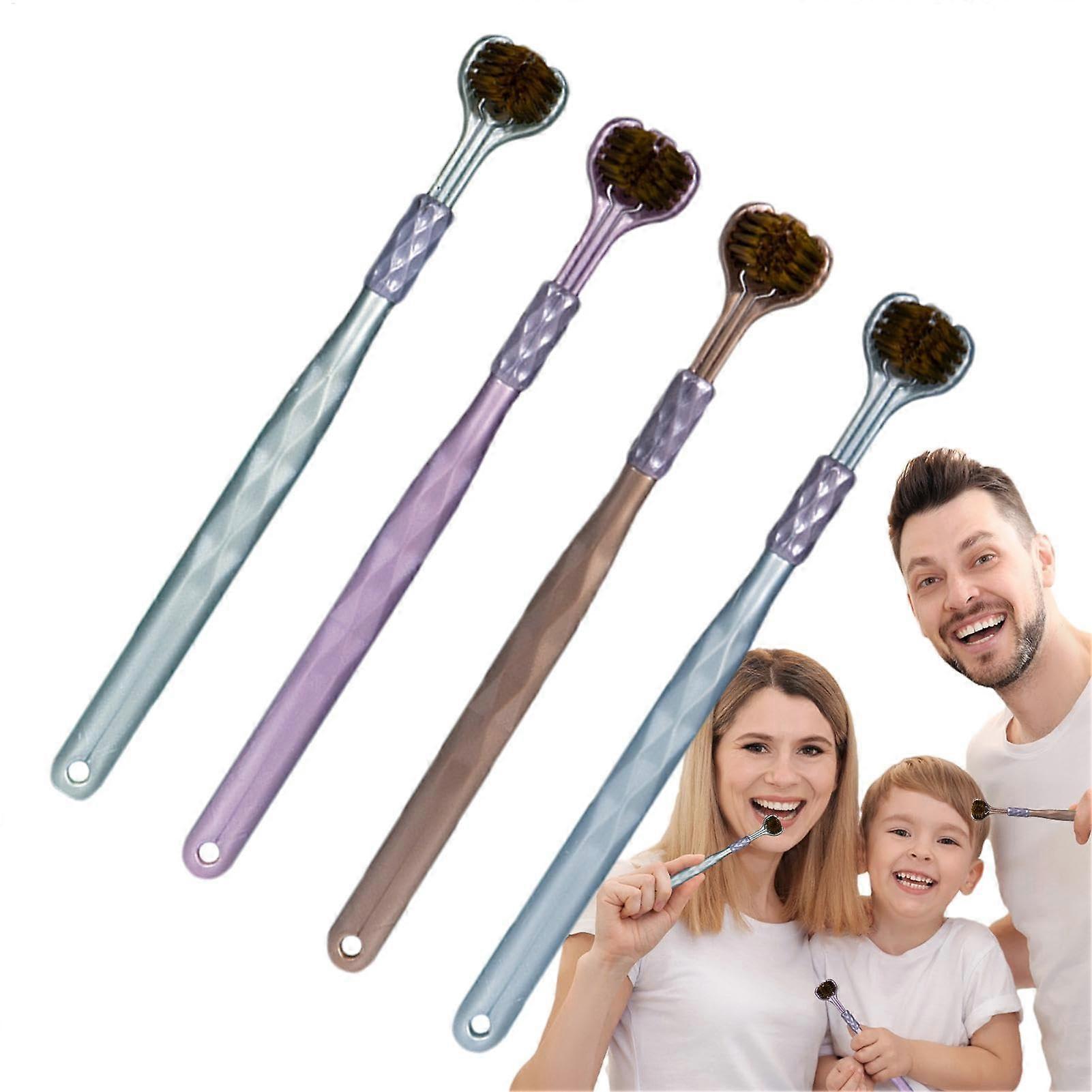 三頭歯ブラシ、旅行用歯ブラシ、大人用と子供用の多面歯ブラシ、現代の三角歯ブラシ4個。