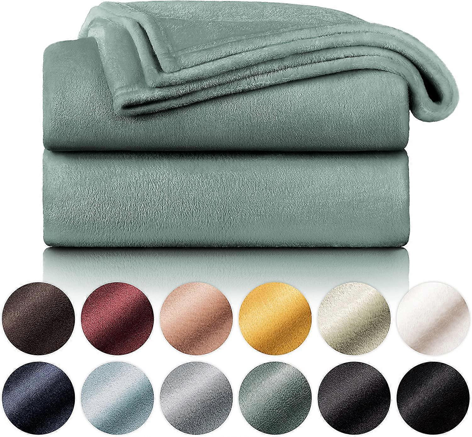 Fluffy Cuddly Blanket - High-Quality Blanket, Super Soft Fleece Blanket as Sofa Throw, Bedspread or Living Room Blanket