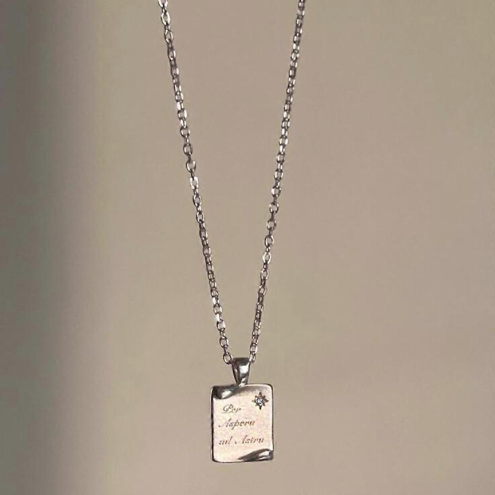 Women's rectangular letter pendant necklace, simple and unique.