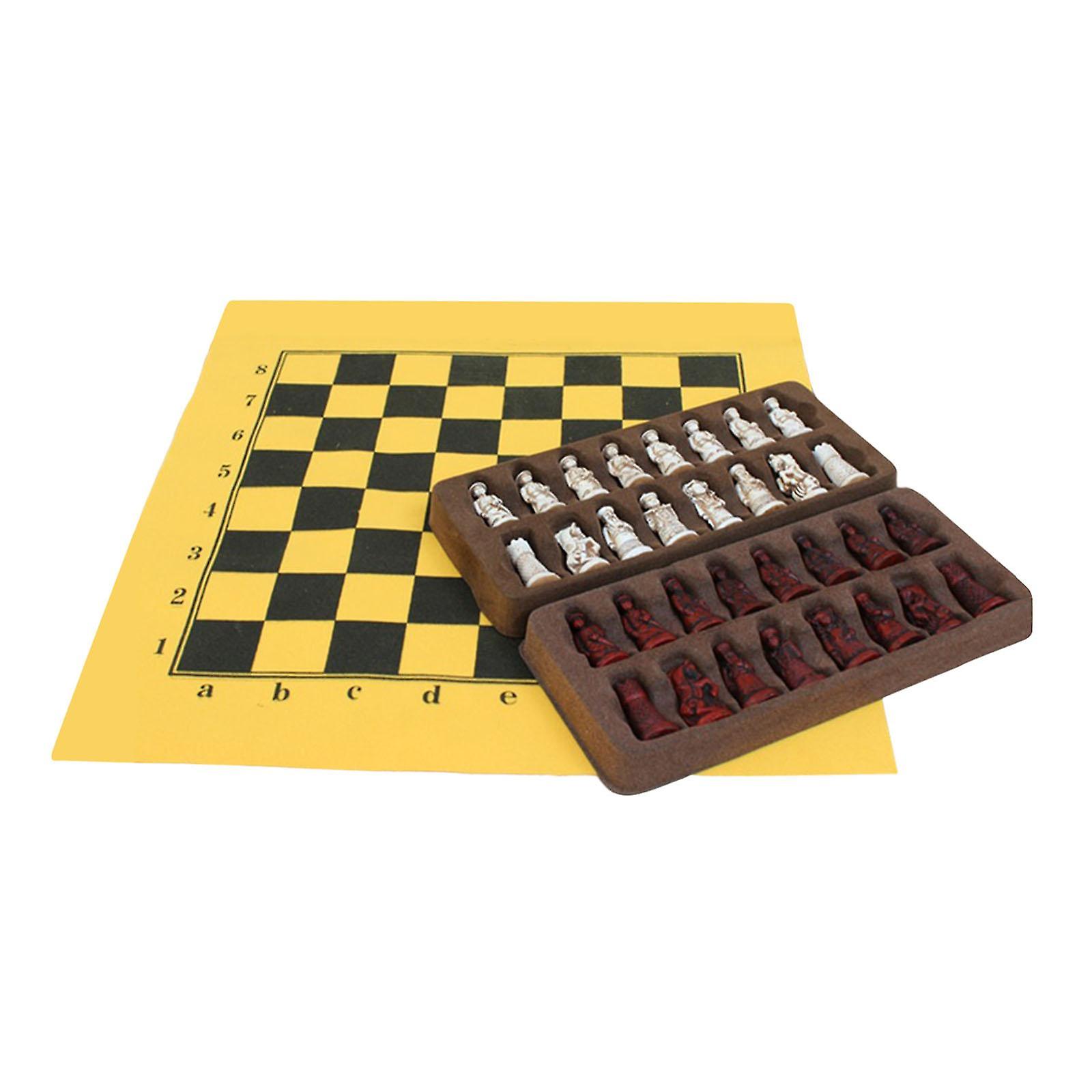 Retro Chess Set 3D Resin Chess Pieces Entertainment Classic Figures Chess Folding Chess Board for Leisure Gift Party All Ages