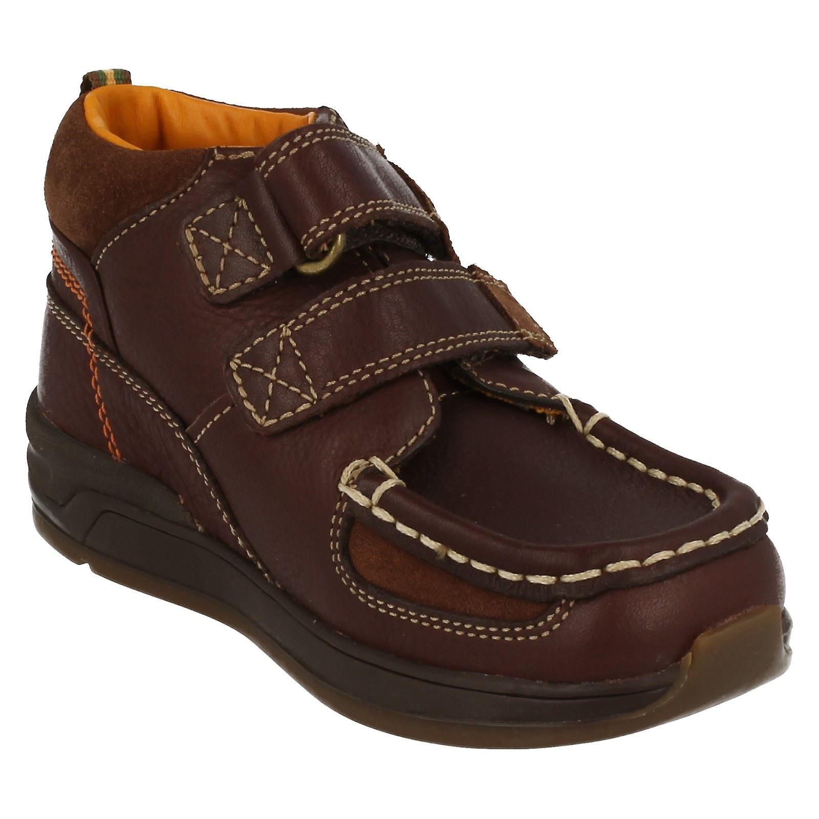 clarks boots kids