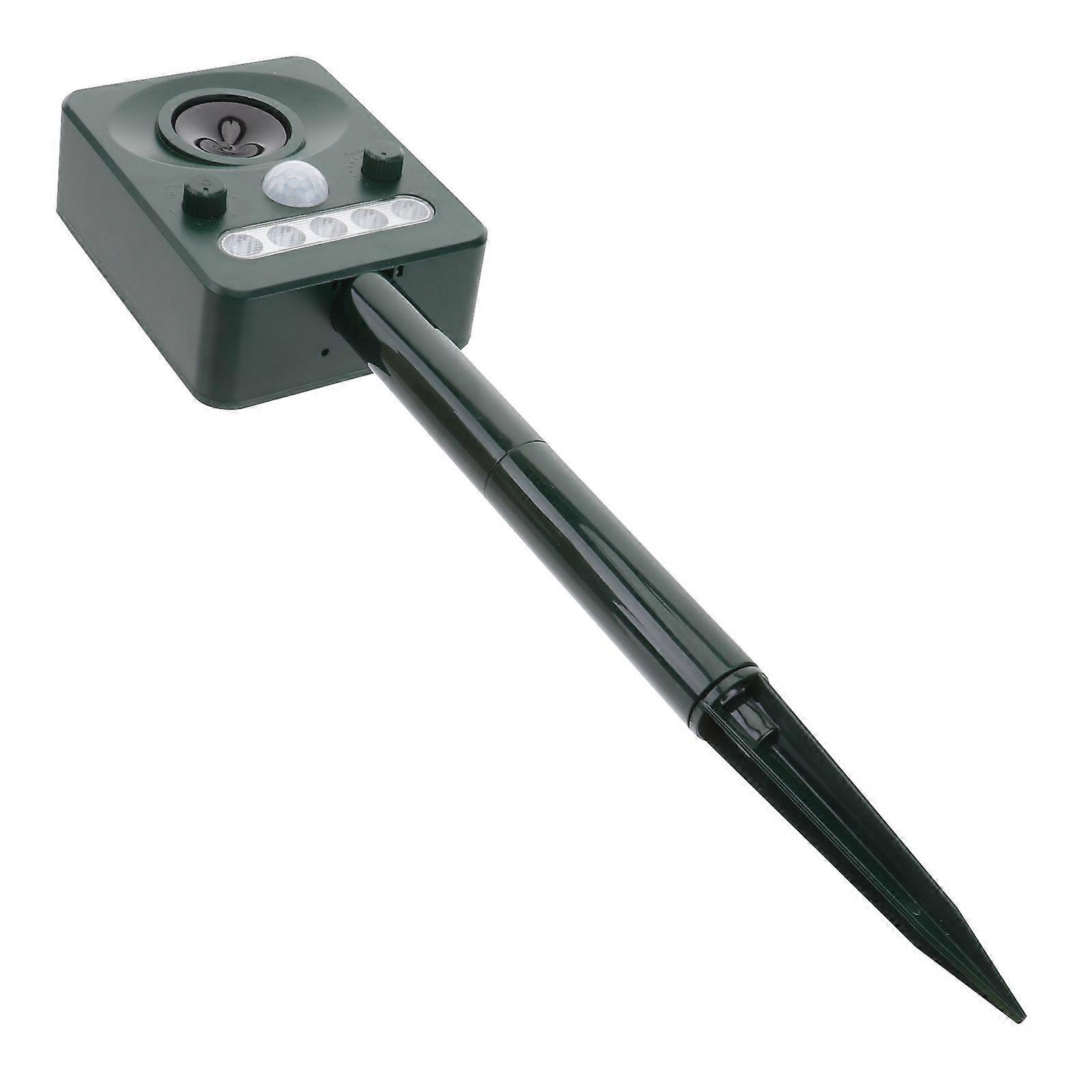 Ultrasonic Animal Repellent Solar Powered Birds Repeller with White Light Waterproof Pest Repeller with PIR Sensor for Repelling Squirrels Birds Racco