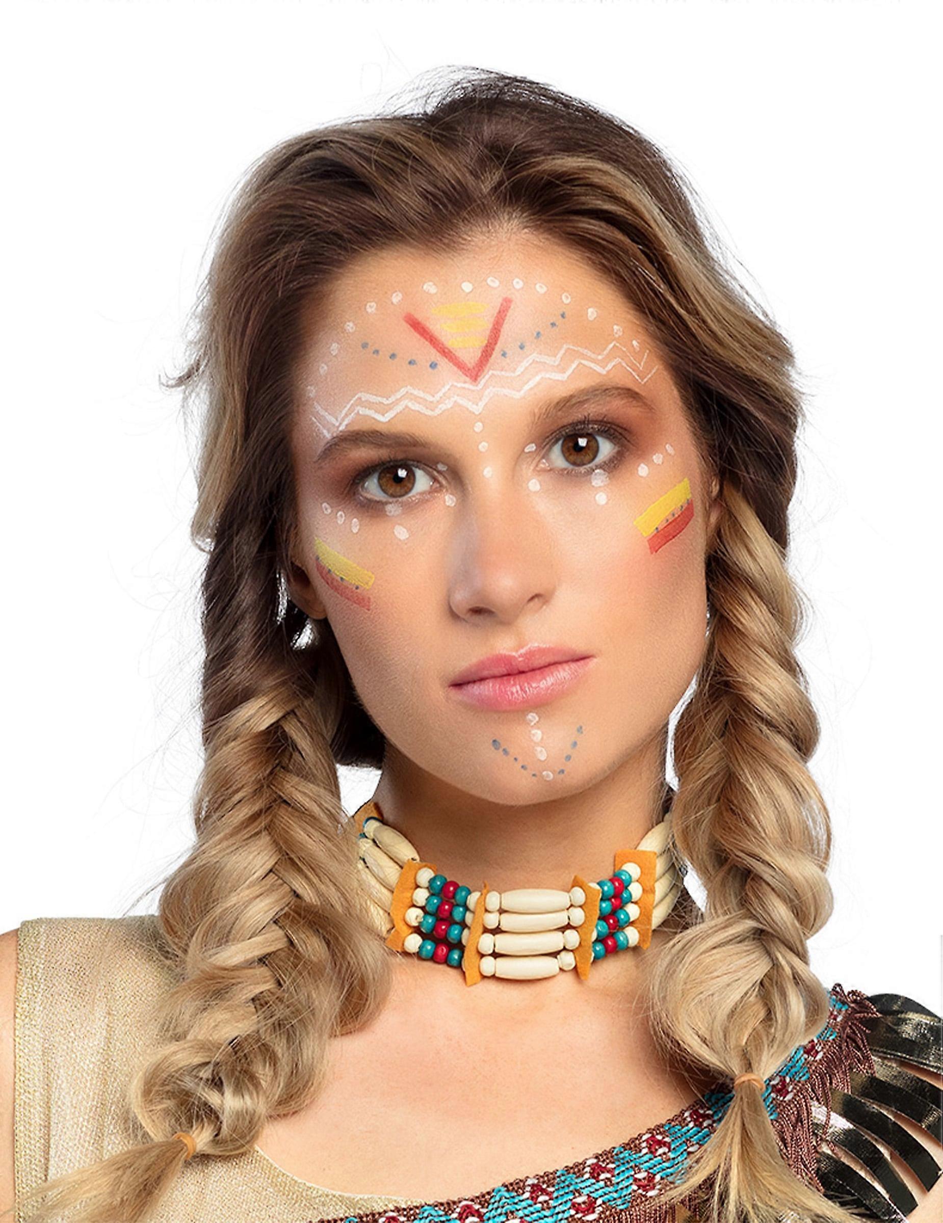 Indian women's choker