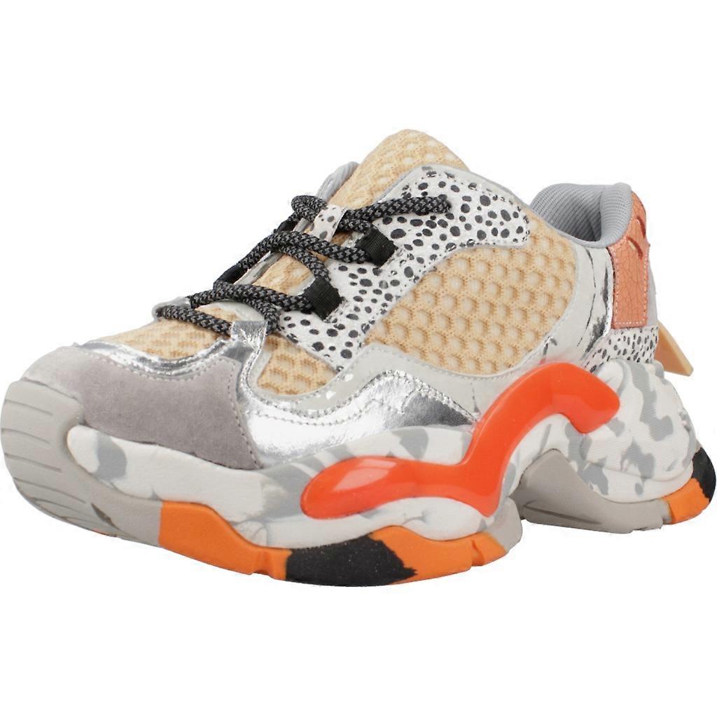 ExÉ Sport / Baskets 901 1e