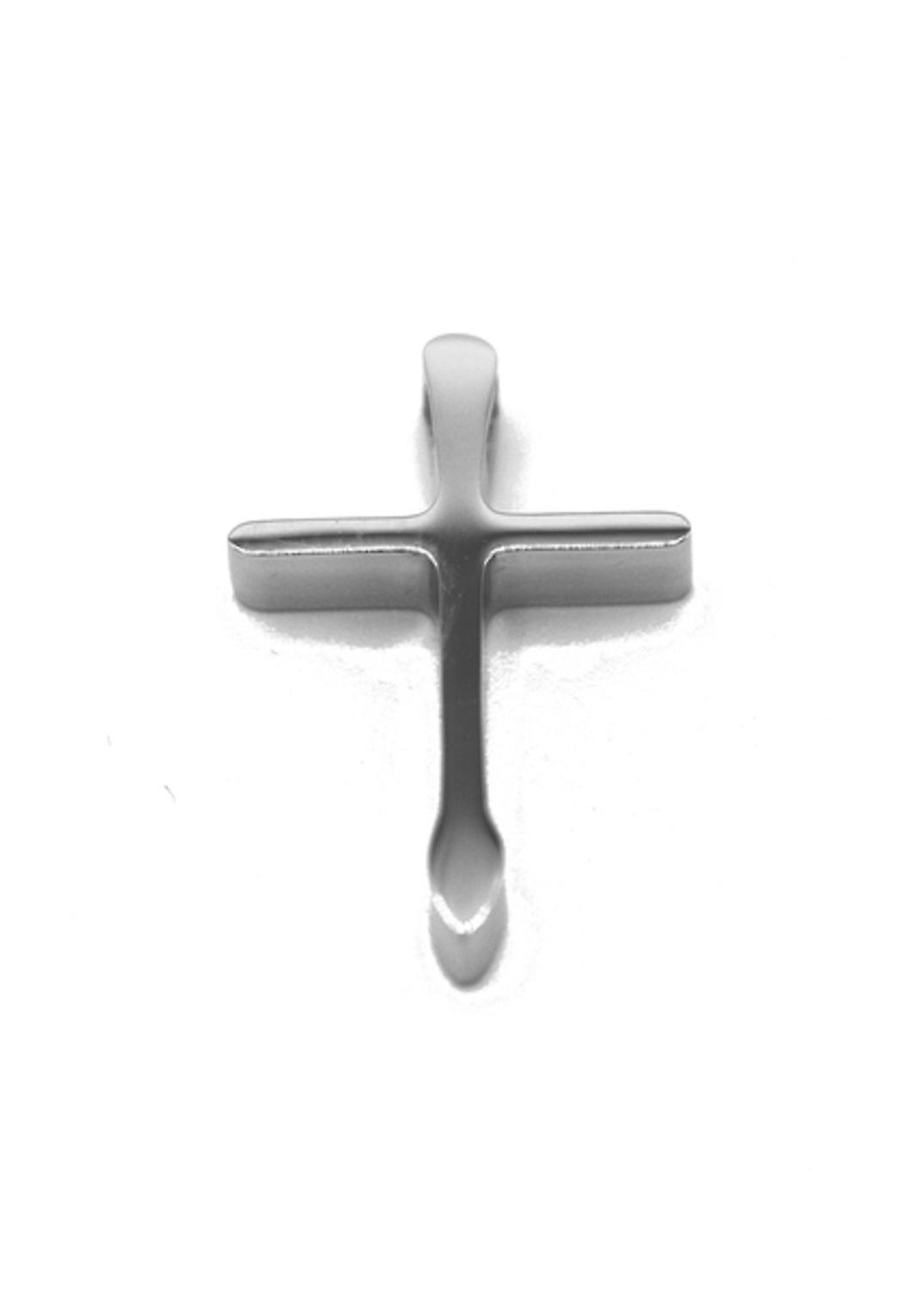 Silver cross pendant