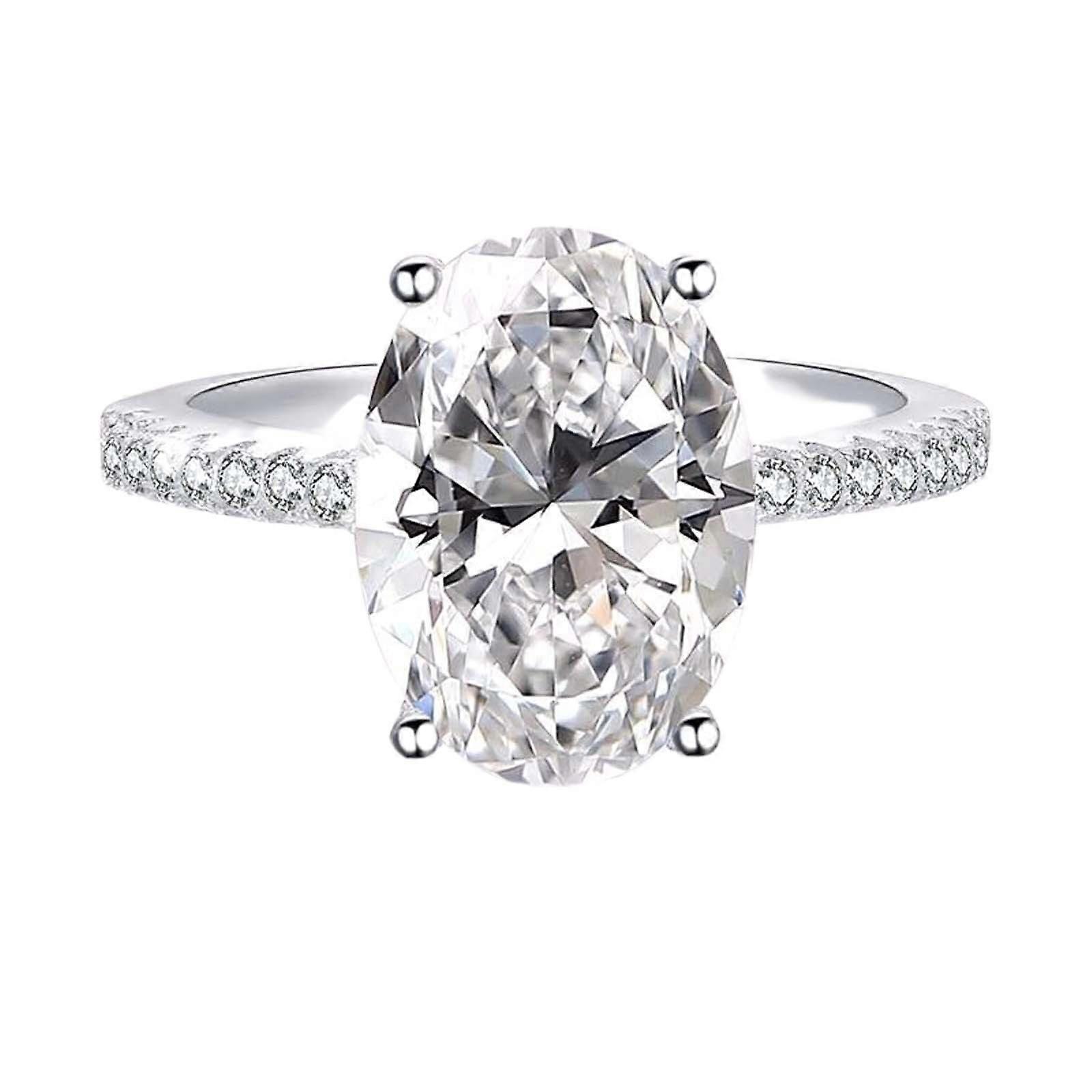Classic Oval Cut Engagement Ring