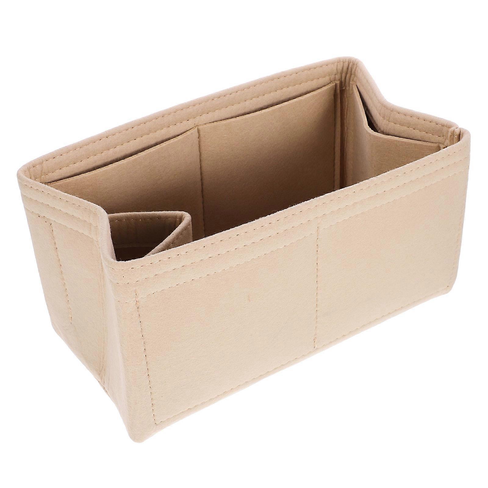 Makeup storage solution, compact pouch for easy organization of cosmetics