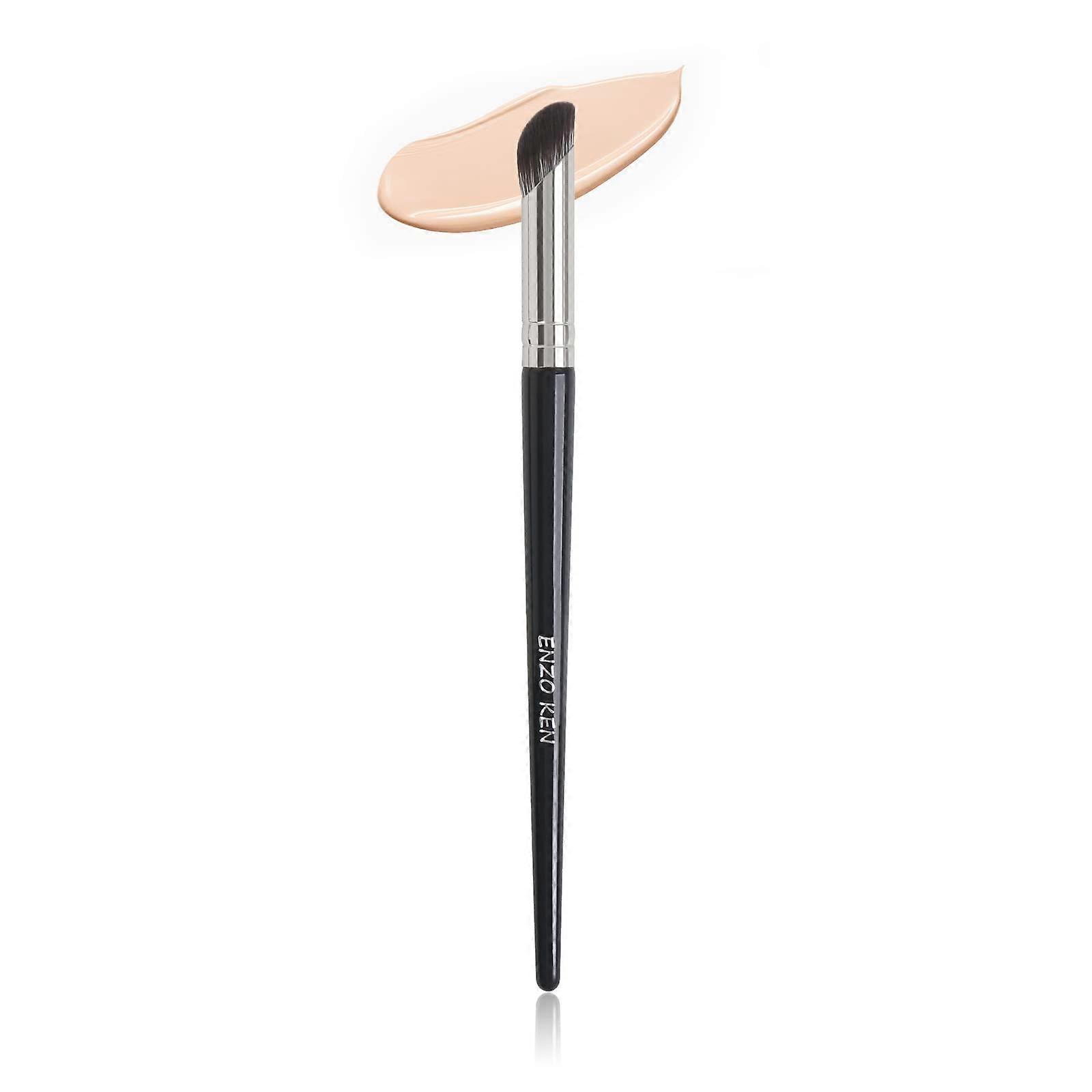 Angled Concealer Brush for Under Eye and Nose Contour with Soft Synthetic Bristles Black 8M02